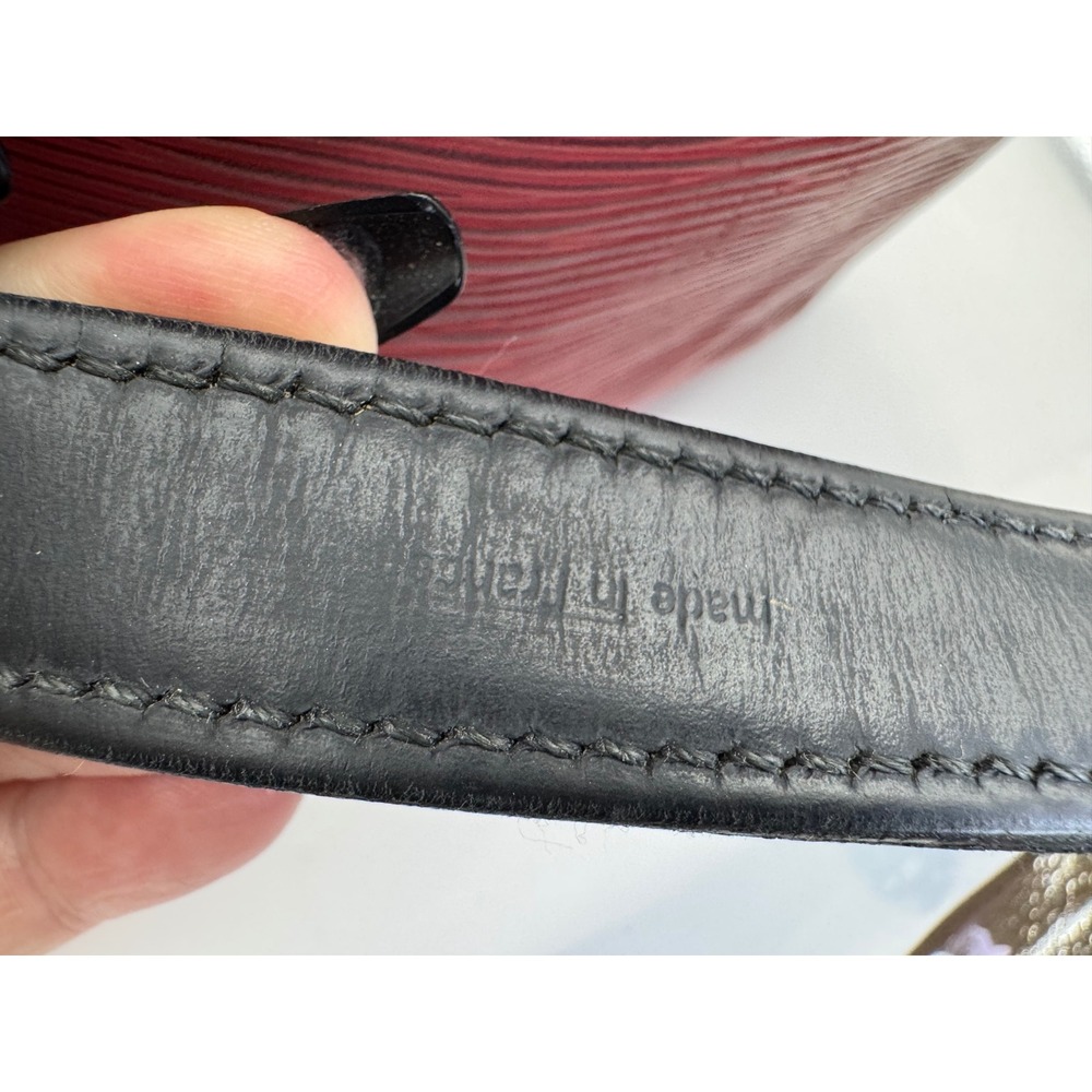 Louis Vuitton Red and Black Epi Leather Bucket Bag - Picture 3 of 6